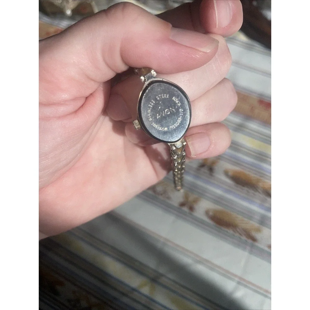 Vintage AVON Watch With Jeweled Band NEW Battery. Works‎